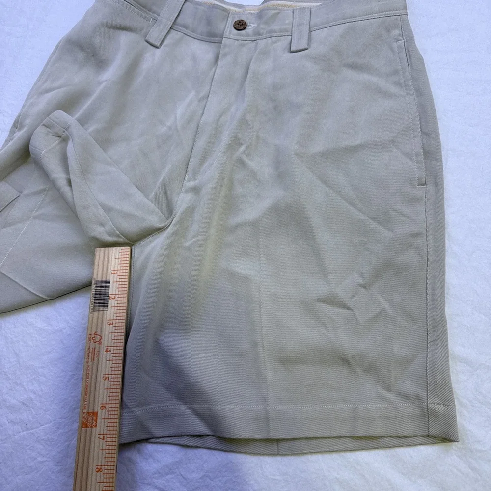 Tommy Bahama Relax Shorts Mens 30  100% Zip Fly Tan VACATION